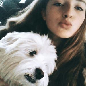 Meet your Posher, Avery